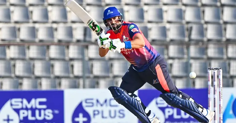 ছবিতে রাজশাহী ওয়ারিয়র্সের ব্যাটার মোহাম্মদ ওয়াসিম